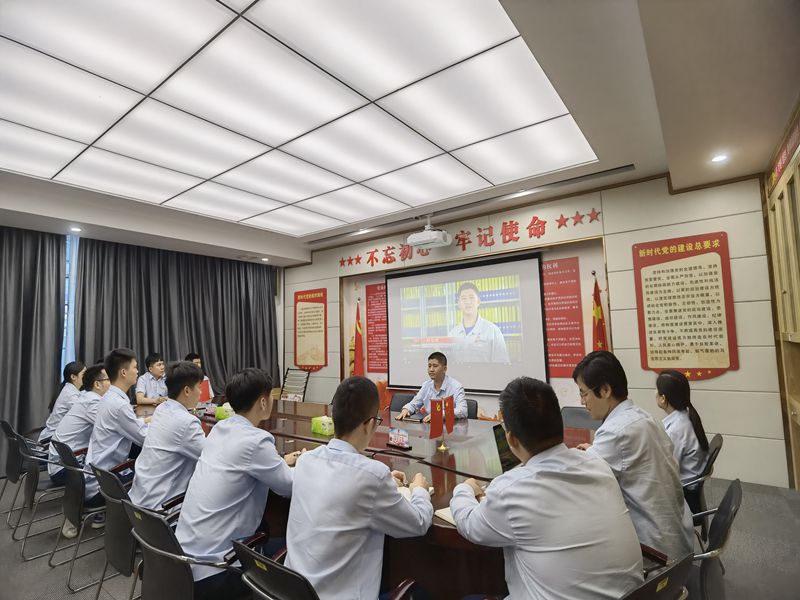 國(guó)家能源集團(tuán)福建晉江熱電公司團(tuán)委召開“發(fā)揚(yáng)五四之魂，接力青春之火”主題團(tuán)日