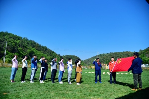 中國電建集團(tuán)各單位精準(zhǔn)發(fā)力，確?！半p引雙建”工作走深走實(shí)