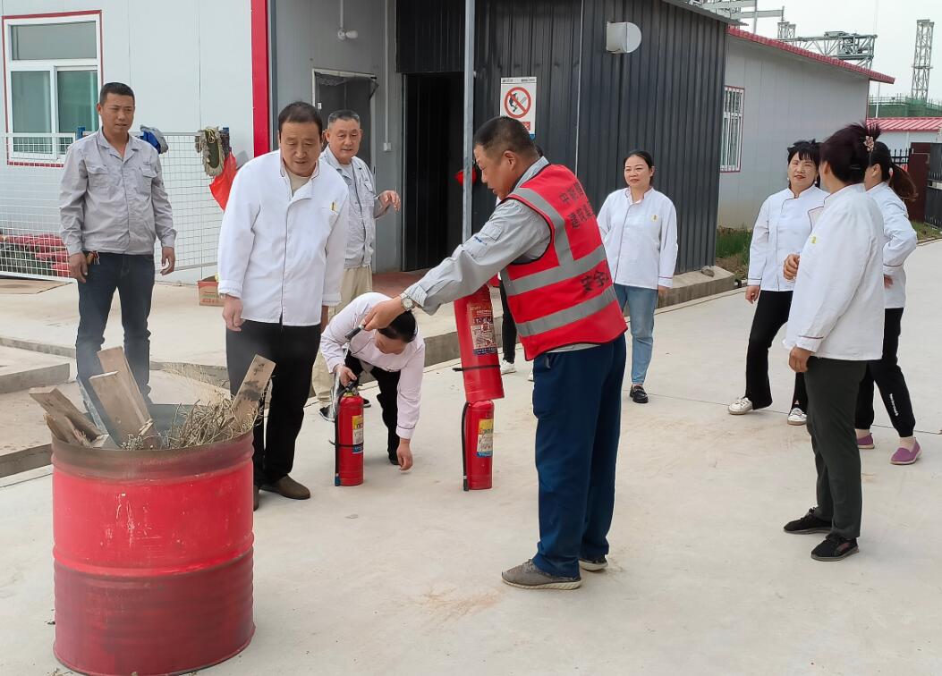 中能建建筑集團(tuán)正寧百萬項(xiàng)目部開展消防知識(shí)培訓(xùn)