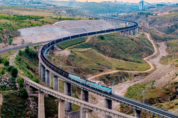 國家能源集團(tuán)新朔鐵路年累貨物運量突破7000萬噸