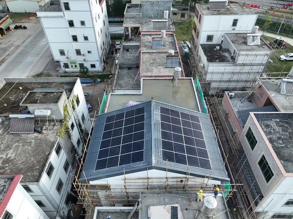 廣東省首個“風貌提升+光伏”鄉(xiāng)村建筑試點樣板工程完工